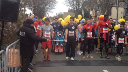 Cross Ouest-France : départ des enfants handicapés