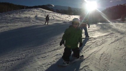 Antoine 8 ans Ski et Thomas 6 ans Snowboard à Risoul