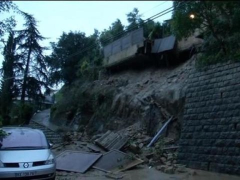 Intempéries: les dégâts à Sainte-Agnès dans les Alpes-Maritimes - 19/01