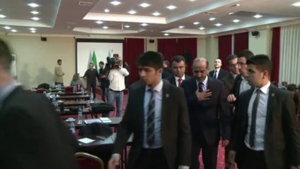 Syrie: l'opposition en exil décide d'aller à Genève