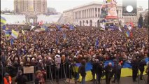 Scontri a Kiev tra manifestanti e polizia