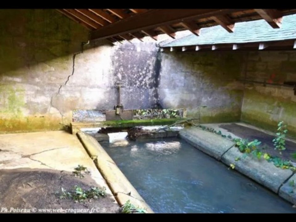 lavoir de Montigny commune d'Arzembouy Nièvre Bourgogne