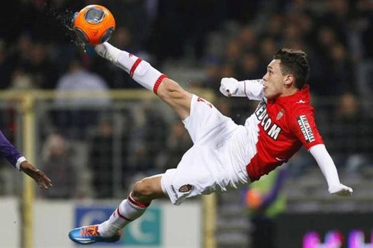 Lucas OCAMPOS marque d'un MAGNIFIQUE ciseau - Toulouse FC - AS Monaco FC - (0-2) - 19/01/14
