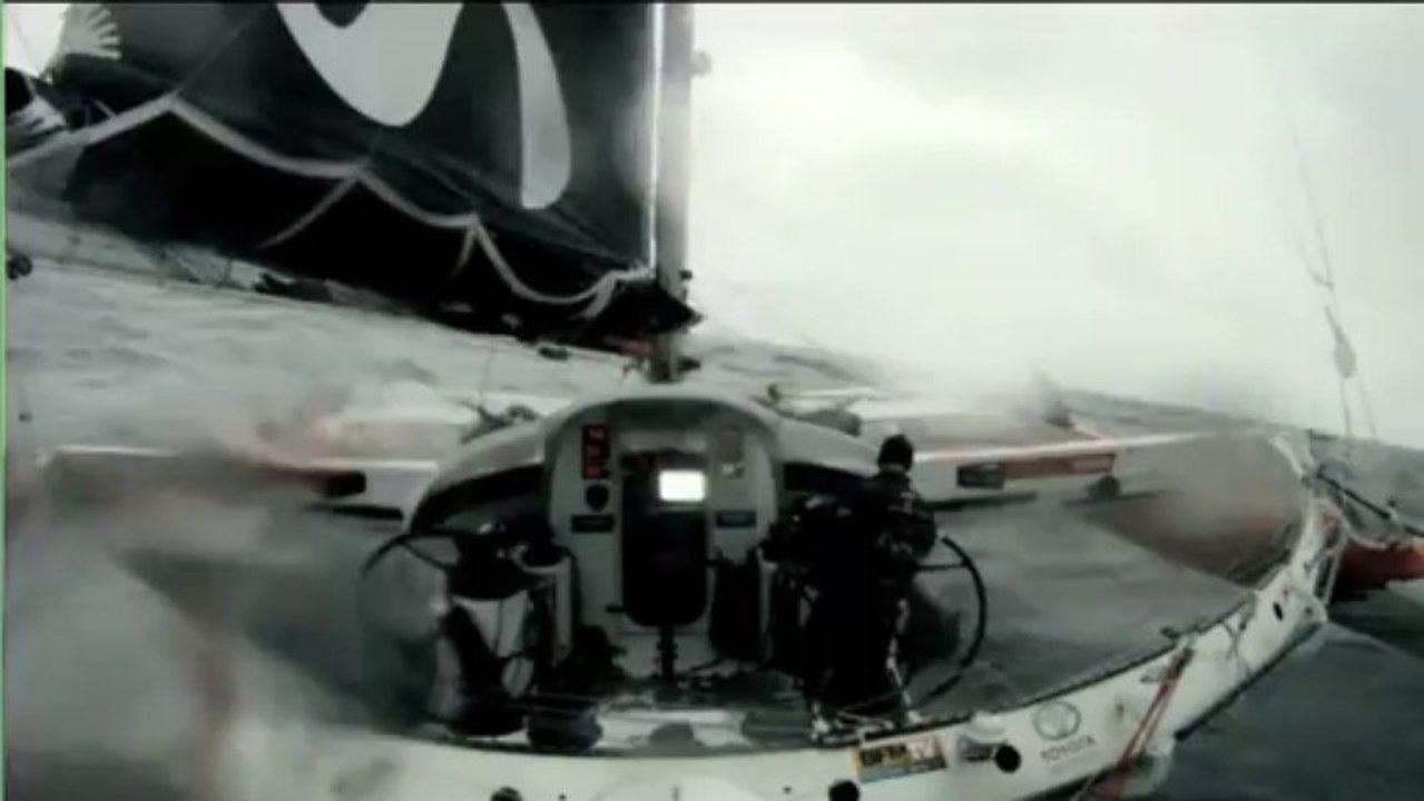 Sodebo - Tour du Monde 2014: Ambiance "humide" à bord pour Thomas Coville