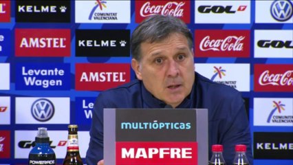 Martino entiende el enfado de Cesc