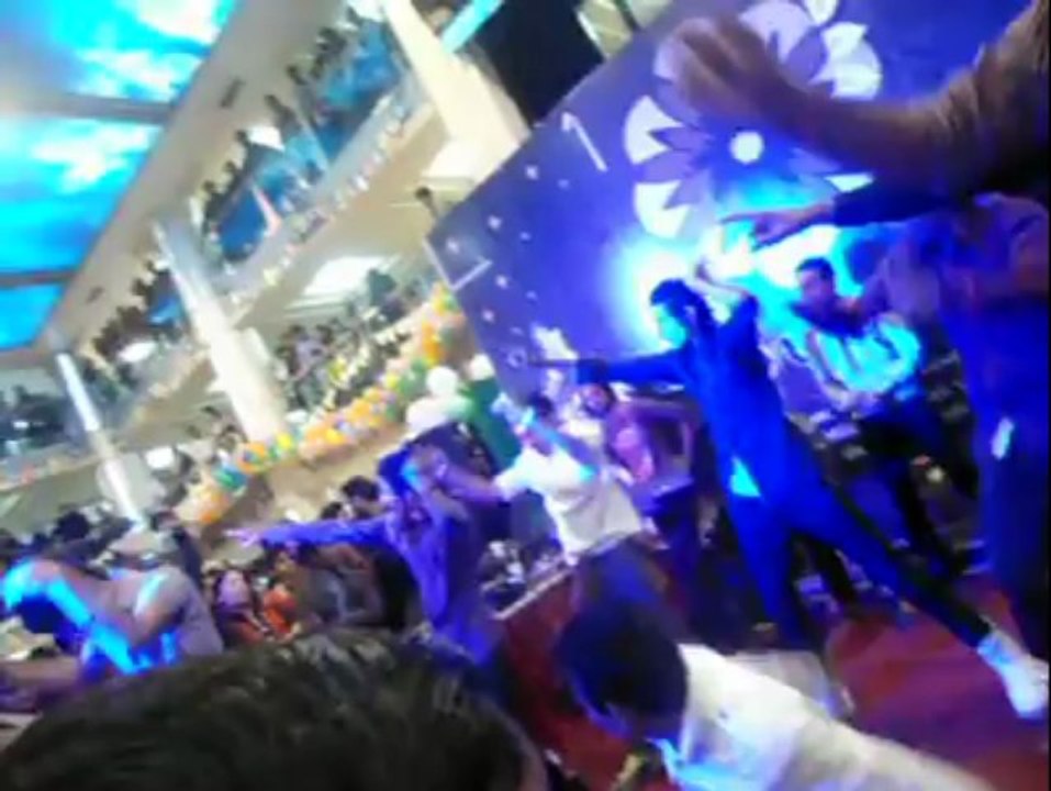 Silent X Crew Performance in Park Tower