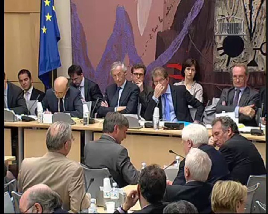 Auditions de MM. Alain Juppé, ministre des affaires étrangères et européennes, et Gérard Longuet, ministre de la défense - Mardi 5 Avril 2011