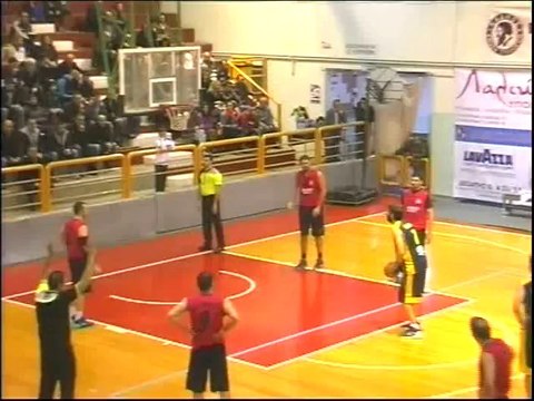 Κάδμος-Ιωνικός Λαμίας 79-67