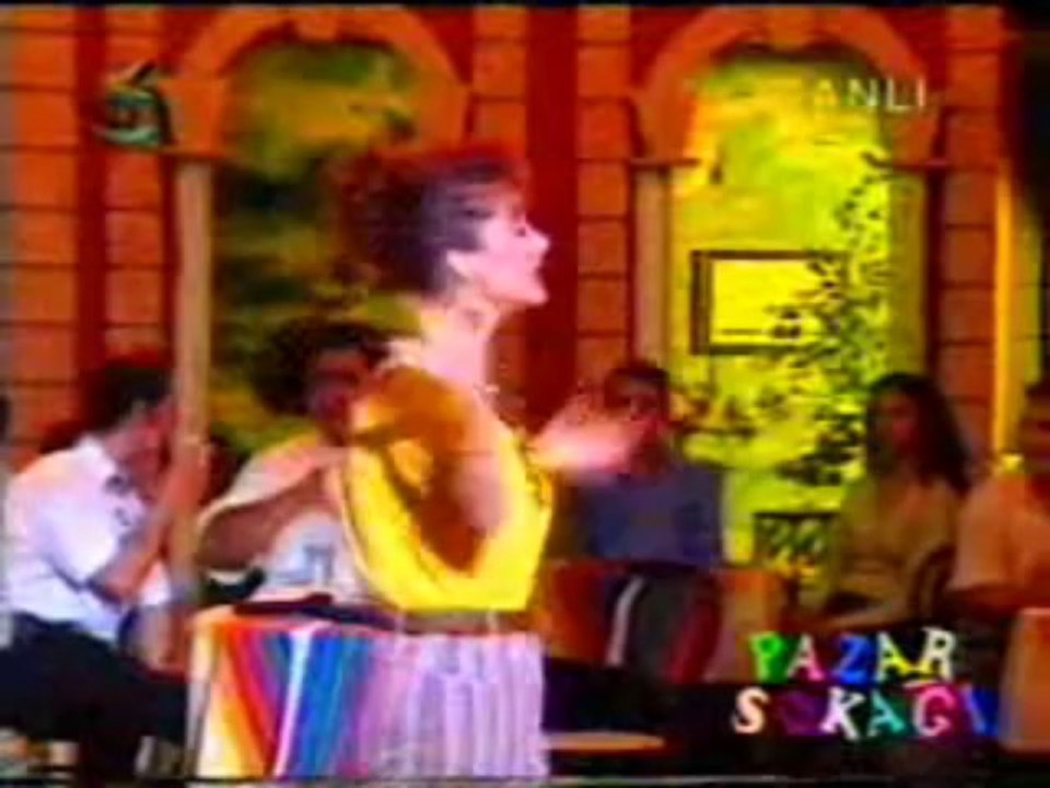 MERAL MANSUROĞLU - GEÇİP GİTTİ ZAMAN EYVAH (PAZAR SOKAĞI)