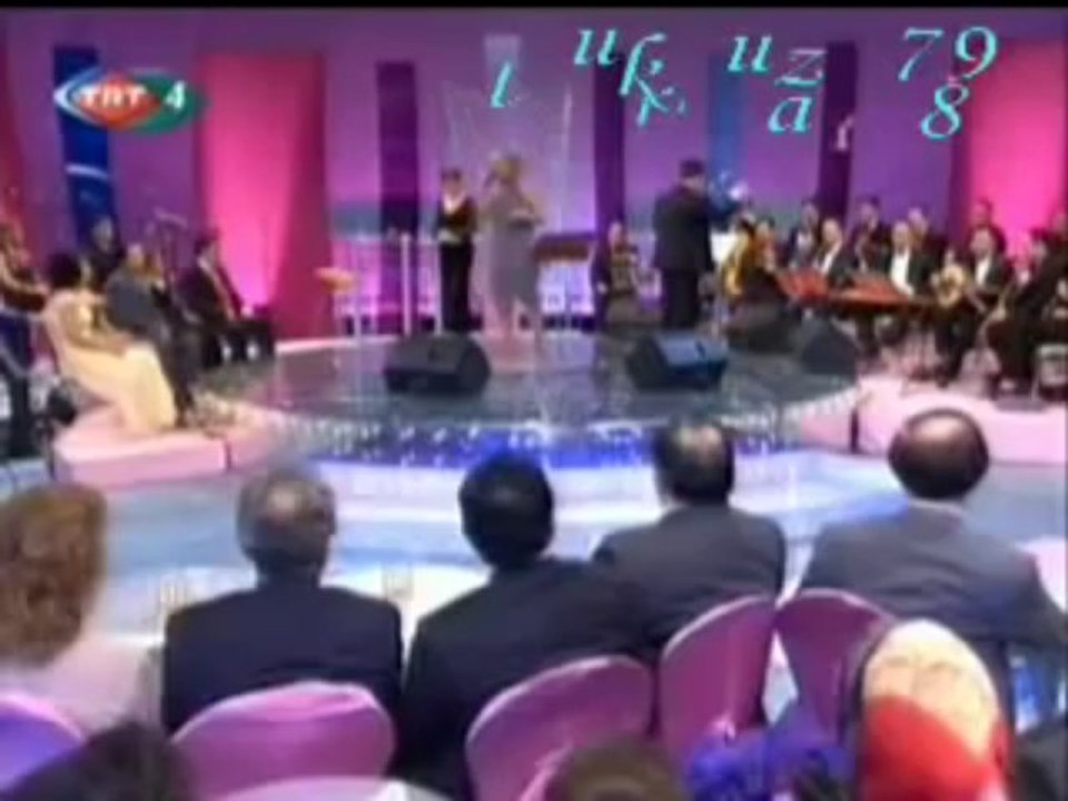 Meral MANSUROĞLU - Bir kızıl goncaya benzer dudağın