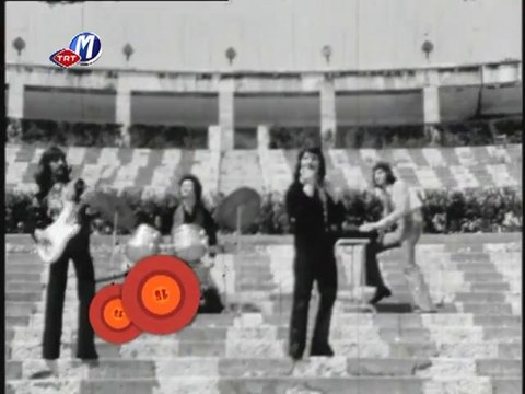 Ersen ve Dadaşlar - Bir Ayrılık Bir Yoksulluk Bir Ölüm (Orijinal Görüntü)