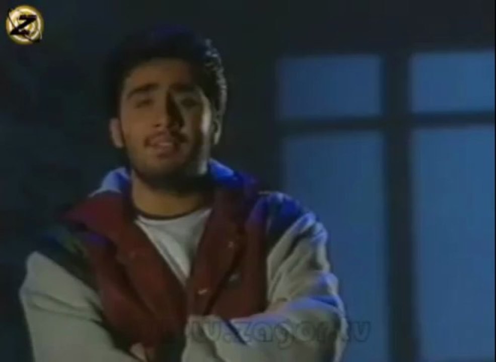 Emrah İki Gözüm İki Çeşme Orjinal Klip (1992)_The Queen Asi