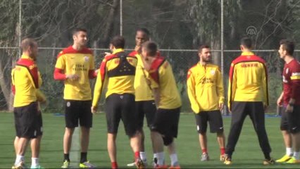 Selçuk İnan: Fenerbahçe'yle Poz Atışmamız Komik ve Eğlenceli