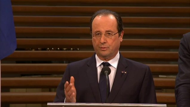 Hollande : Valérie Trierweiler va mieux