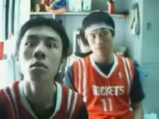 Découvrez la performance incroyable de Backstreet Boys en chinois! 🎤