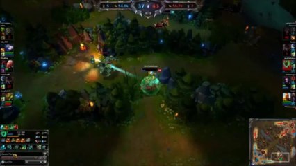 LOL FUN - thresh makes rides escape big plays