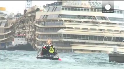 Perizia a bordo della Costa Concordia. In cerca di prove in sala-comando