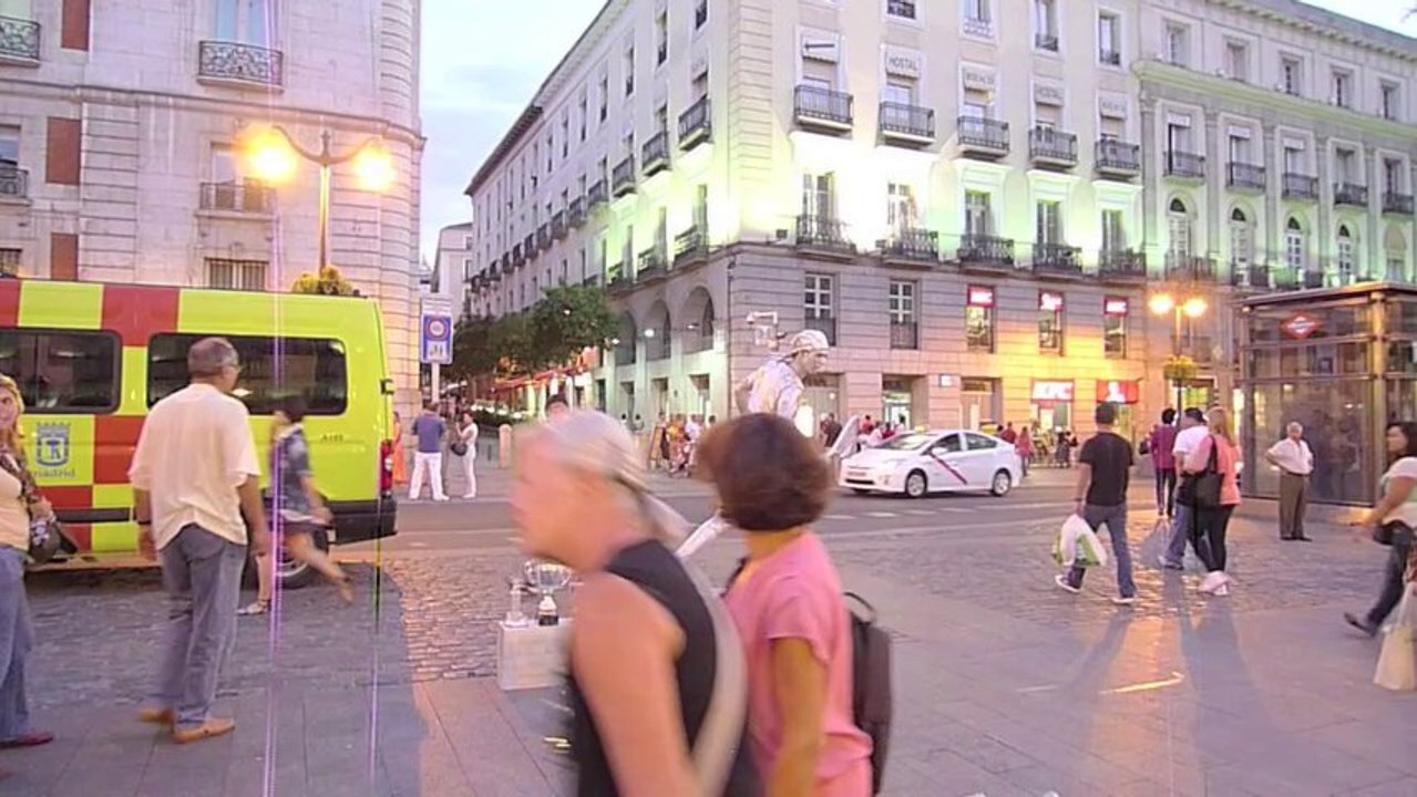 30 08 13 CAM actuación mimo Tenista Sol apptv