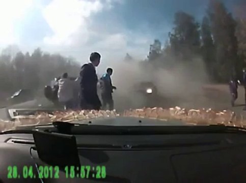 Crazy Car crash on the side of the road.. 4 guys almost dead!