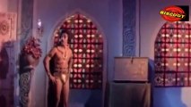 Alavudinum Arbutha Vilakkum Tamil Movie Scene Gineie changes look of Kamal Hassan for fight