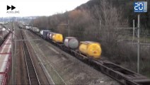 Un train de marchandises long de 1,5 km