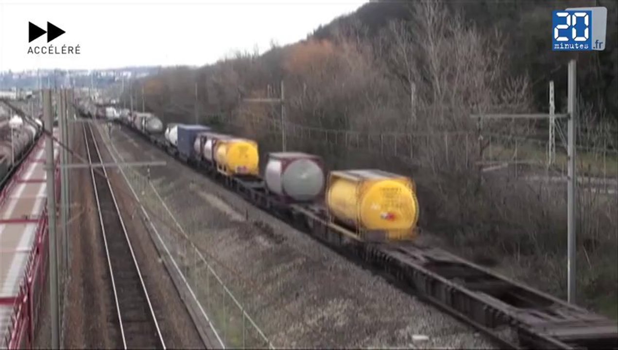 Un train de marchandises long de 1,5 km