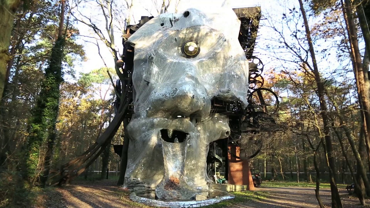 Le Cyclop de Jean Tinguely, reconstitution en 3D de la face aux miroirs - par la société 3DO Reality Capture