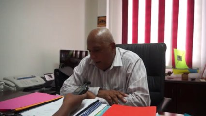 Eugène Larcher fait le point et annonce une réunion pour l'après midi.