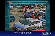 CCTV footage of police encounter with robbers in Karachi