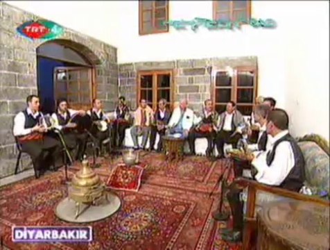 Diyarbakır EYVAN Grubu-Bir Ceket İsterem Beli Dar Ola