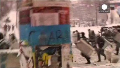 Dos víctimas mortales en las protestas disparan la tensión en Ucrania