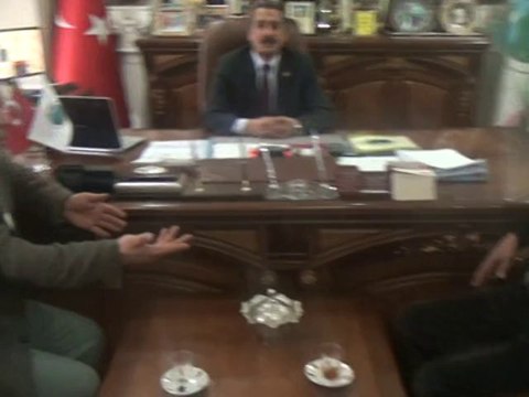 EFE TAŞLIÇAY BELEDİYE BAŞKANINA SORDU