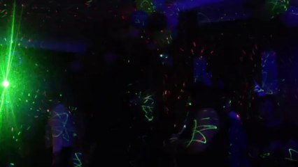 Michel danse viens boire un ptit coup à la maison