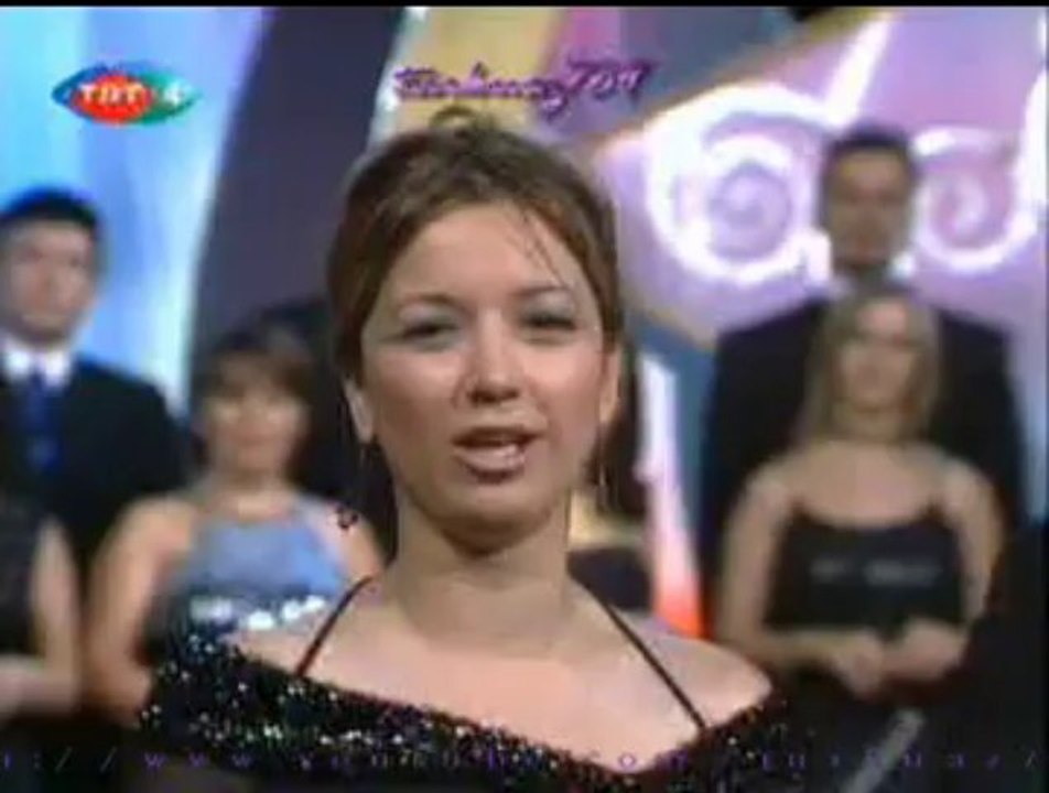 Ebru ÖZÇENGEL*Alparslan KARAİBRAHİMOĞLU-Şu Güzeller Güzeli Yâr Gibi Geldi Bana