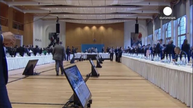 UN chief denounces atrocities as Syrian peace talks begin