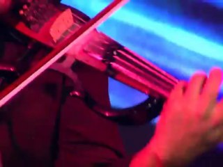 DEVRAN SADECE SEVDİM SENİ BEN