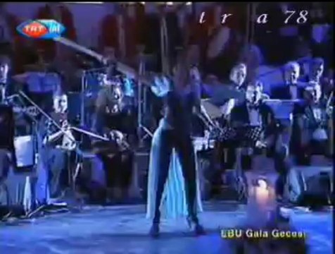 (EBU Gala Gecesi)-Canan Leslie Anderson (Keman) *Nihâvend Longa*