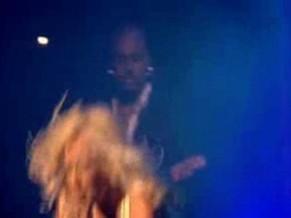 Christina Aguilera - Beautiful