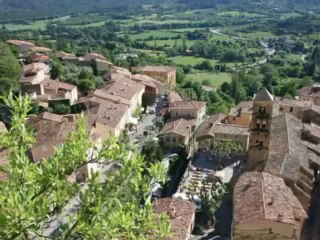Moustiers-Sainte-Marie (Notrebellefrance.com)
