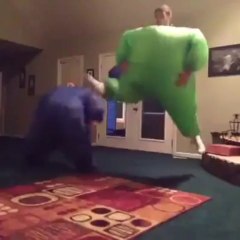 Fait Suit Dancing Guys Very Funny Clip