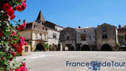 Monpazier, l'un des plus beaux villages de France (Aquitaine, Dordogne, franceguidetour)