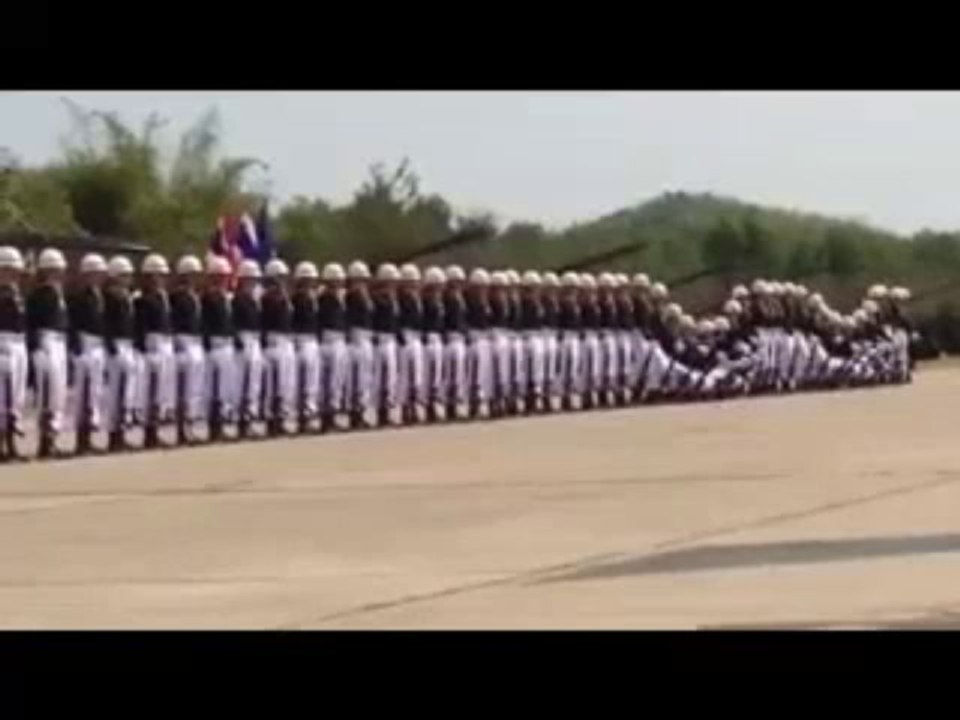 Askerlerden muhteşem şov