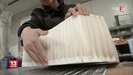 Les sculptures sur papier déroutantes de Li Hongbo