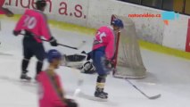 Gardient de but de hockey sur glace ivre
