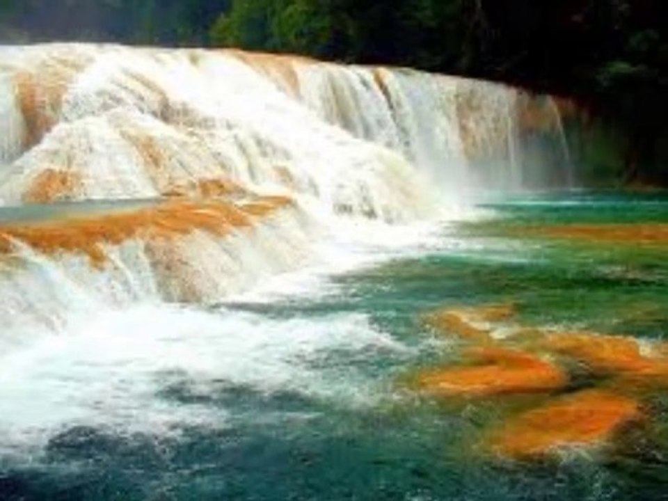 AU CŒUR D’UN CLICHÉ