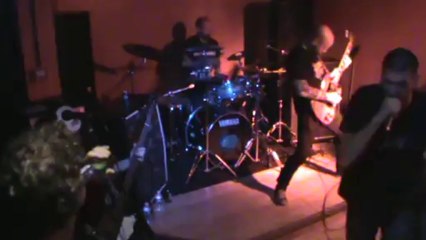 As We Bleed  20.10.2012 au Tennessee Le Havre part 01