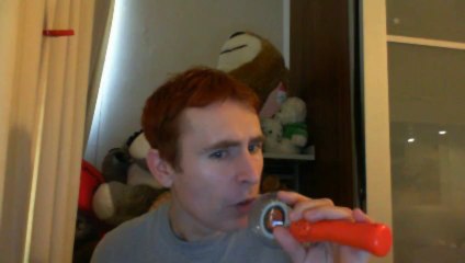 Wiwi égratigne "power and control" de Marina & The Diamonds