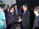 Cameron arrives in Pakistan, meets President Zardari Aseefa also present