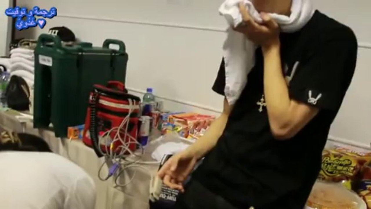 B.A.P LOE Yongguk wearing an oxygen mask [DO NOT REUPLOAD AND EDIT]