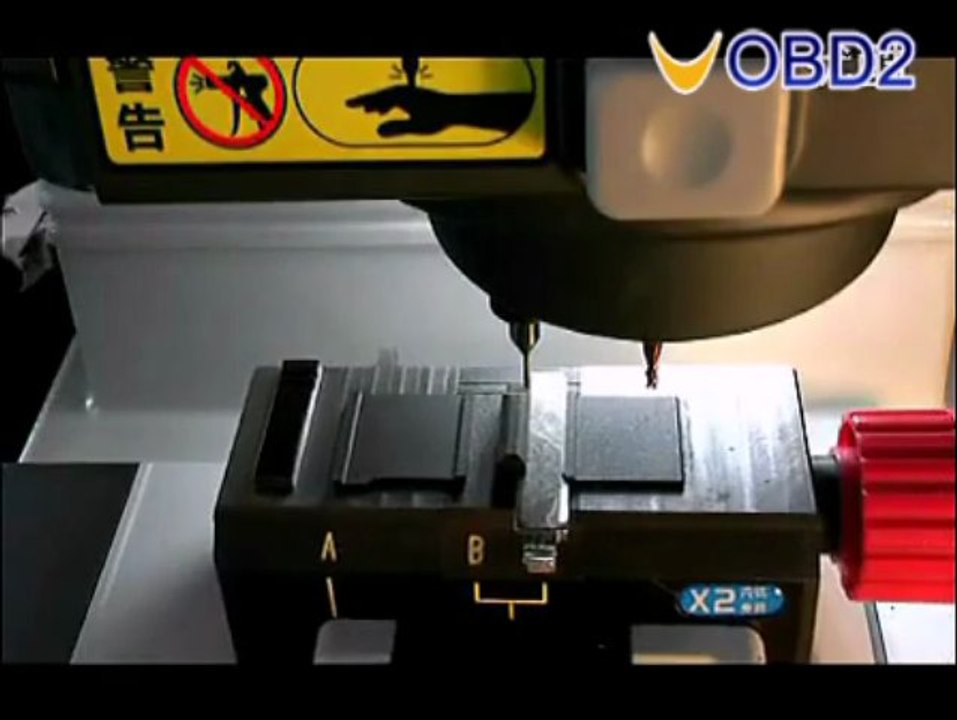 Video for  IKEYCUTTER CONDOR XC-007 Key Cutting Machine  Copying  VW  key